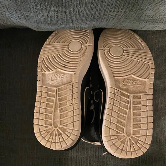 Men’s Nike Air Jordan’s Retro Ones - Picture 12 of 12